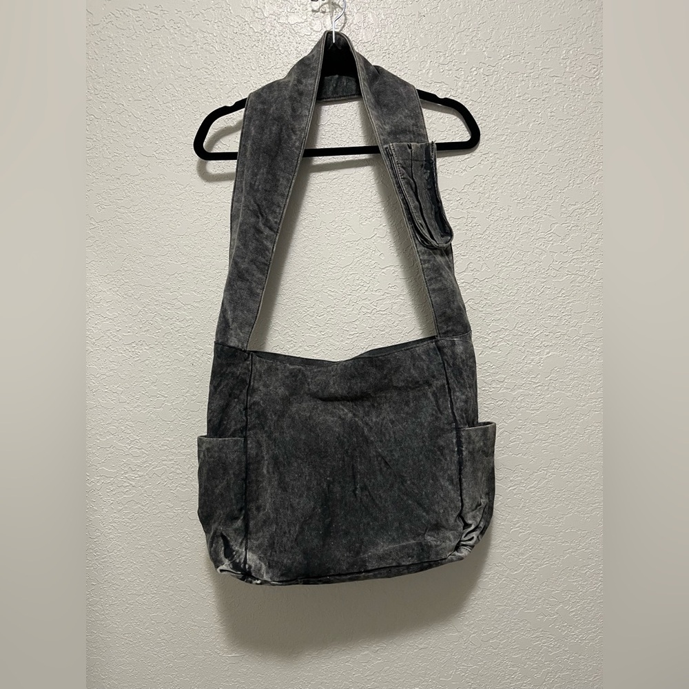 *NWT* FREE PEOPLE HIVE CARRYALL - Picture 6 of 7